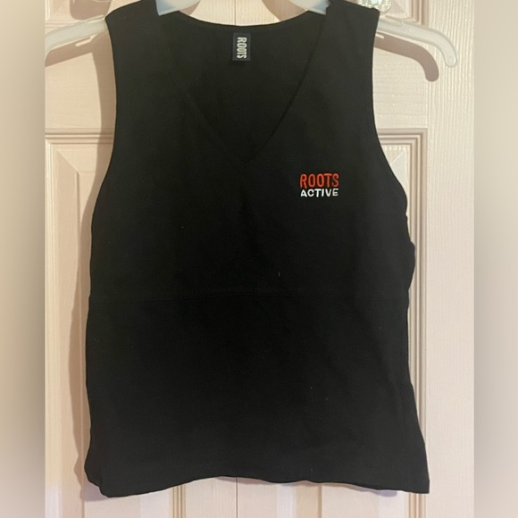 2000’s Women’s Small ROOTS Canada Work-Out Gym Tank. Wrap front style. Black. - Picture 1 of 5